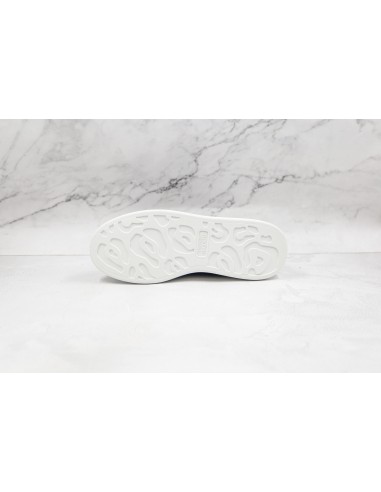 Alexander McQueen Oversized Sneaker: Elegancia Urbana | OrenShop