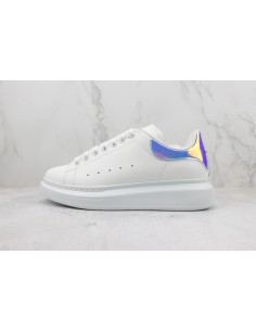 Alexander McQueen Oversized: Blanco y Rosa Shock