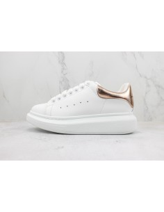 Alexander McQueen Oversized: Blanco y Rosa Dorado