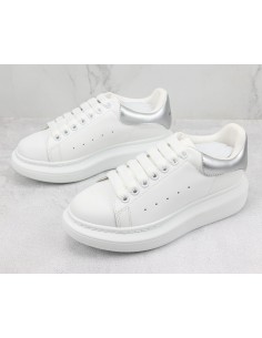 Alexander McQueen Oversized: Blanco y Plata 2