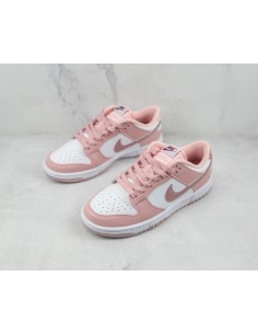 Dunk Low Pink Velvet: Elegancia y Estilo en Terciopelo Rosa 2