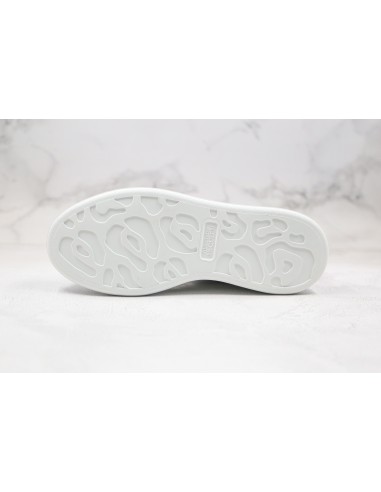 Alexander McQueen Oversized: Blanco y Lila