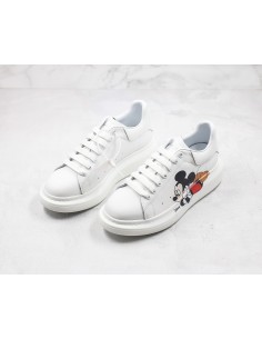 Alexander McQueen x Disney: Magia en Cada Paso 2