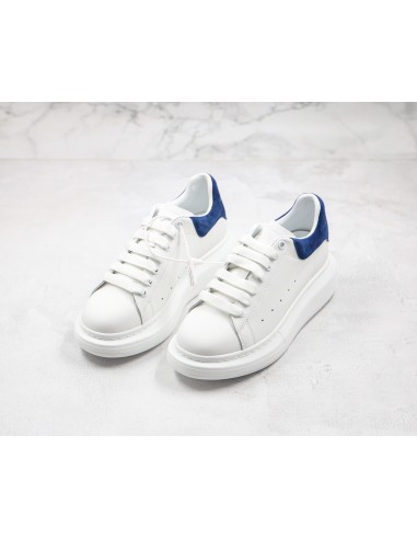 Alexander McQueen Oversized: Blanco y Azul Oscuro