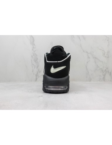 Nike Uptempo negras y blancas