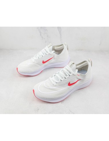 Nike Zoom Fly 4
