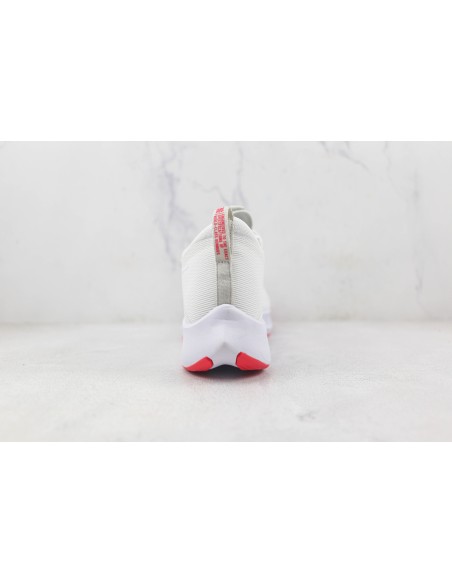 Nike Zoom Fly 4
