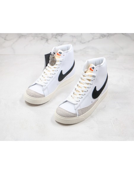 Blazer Mid '77