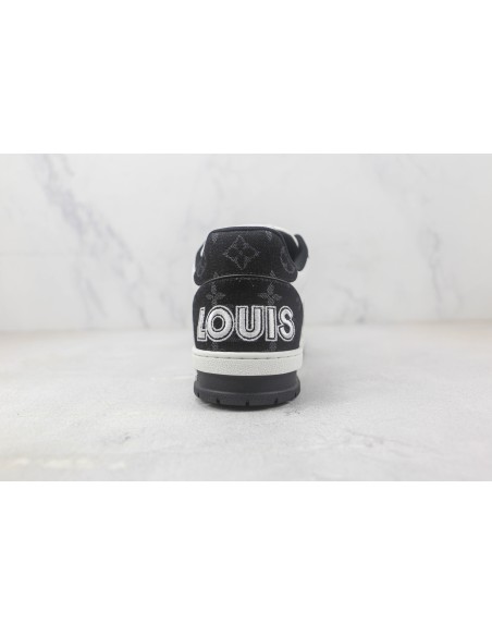 Louis Vuitton Trainer Black