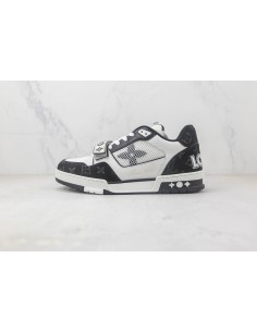 Louis Vuitton Trainer Black