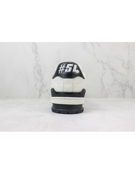Louis Vuitton Trainer 54 Black & White