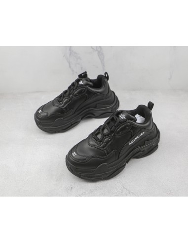 Balenciaga Triple S Black